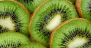 Read more about the article فوائد الفواكه الموسمية في تعزيز المناعة وصحة البشرة