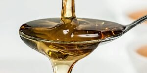 Read more about the article العسل الطبيعي ودوره في تقوية المناعة وتحسين الهضم