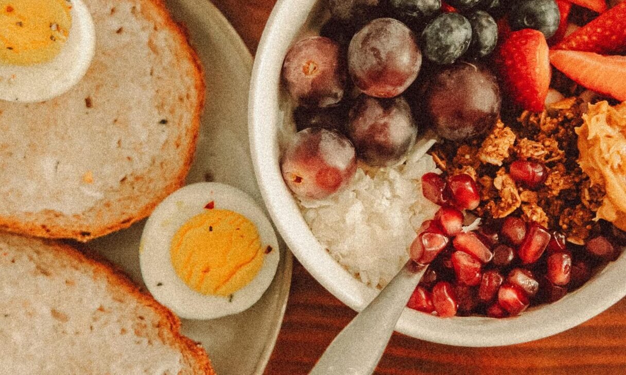 You are currently viewing عادات بسيطة تعزّز المناعة وتقوّي الجسم طبيعيًا